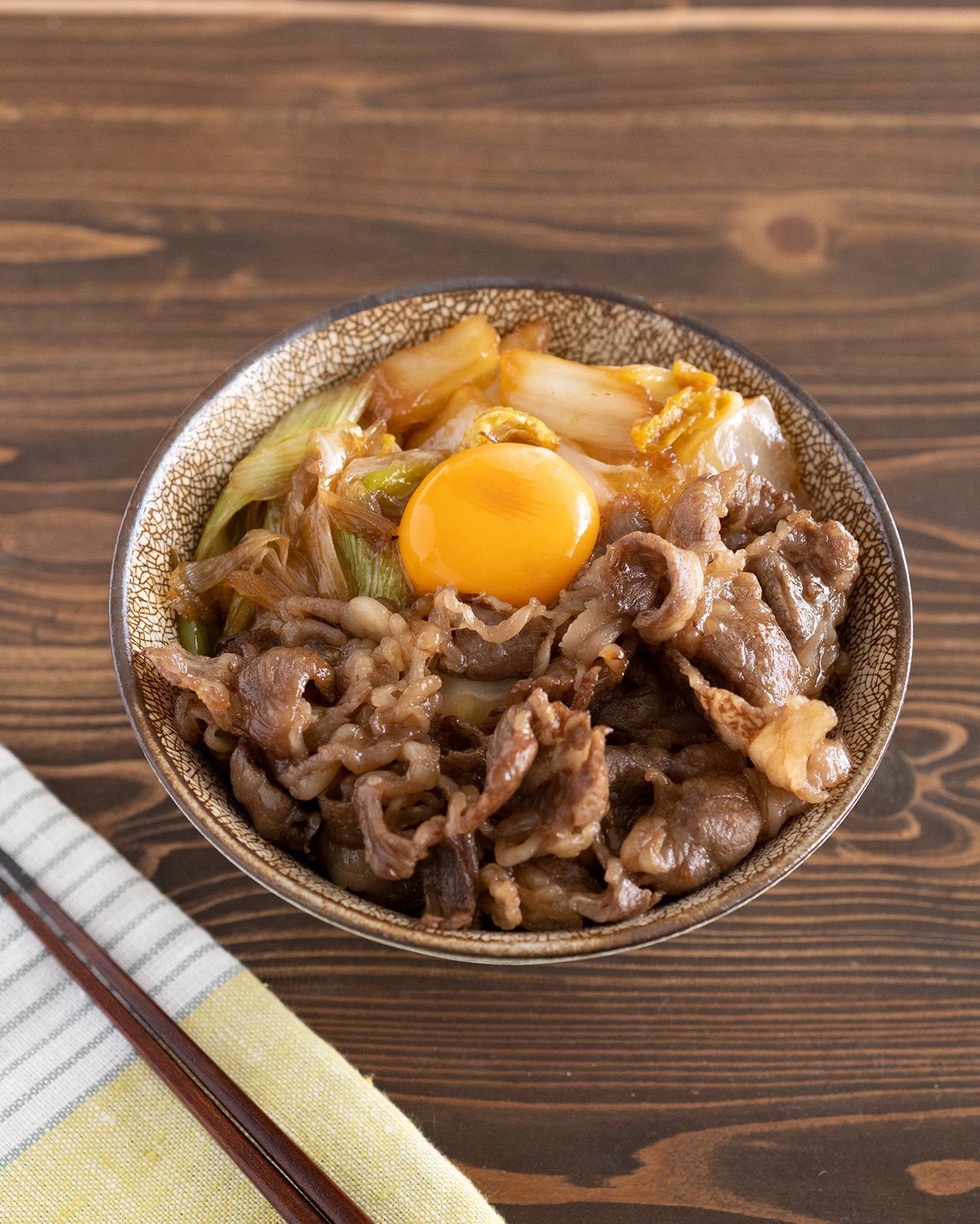 名店の味を自宅で再現！牛すき焼き丼の黄金比とプロ直伝の極上レシピ