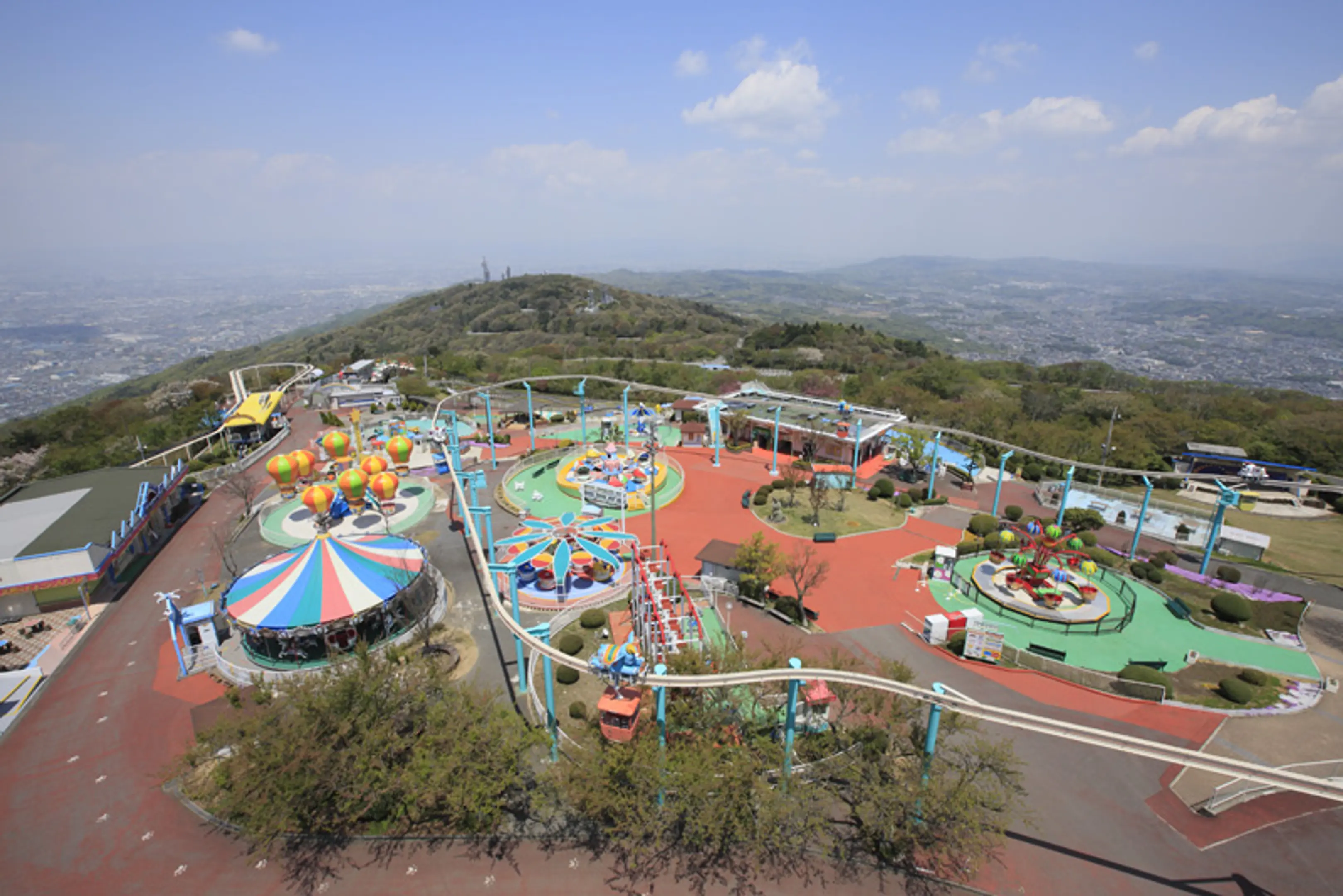 生駒山上遊園地が愛され続ける真相！入園無料と絶景の最新攻略2026