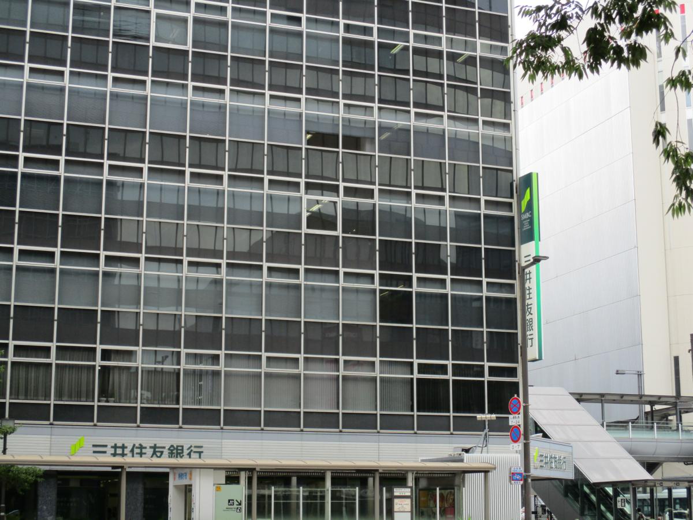 三井住友銀行福岡支店の現在地！移転の真相や窓口・Atm攻略法