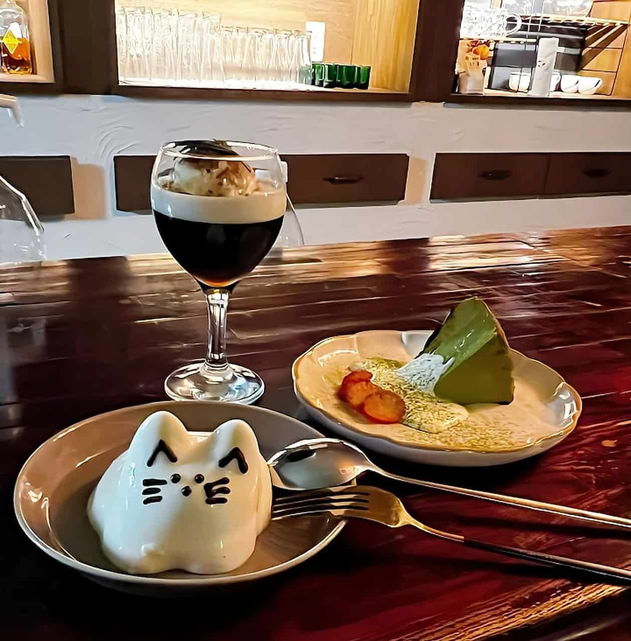今から行ける近くの夜カフェ完全ガイド！深夜営業と穴場の見極め方