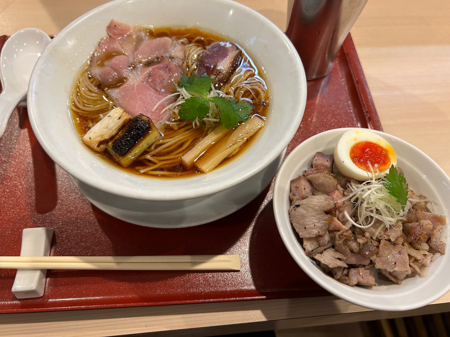 大阪福島「燃えよ麺助」完全攻略！2026最新の待ち時間と並び方・評判