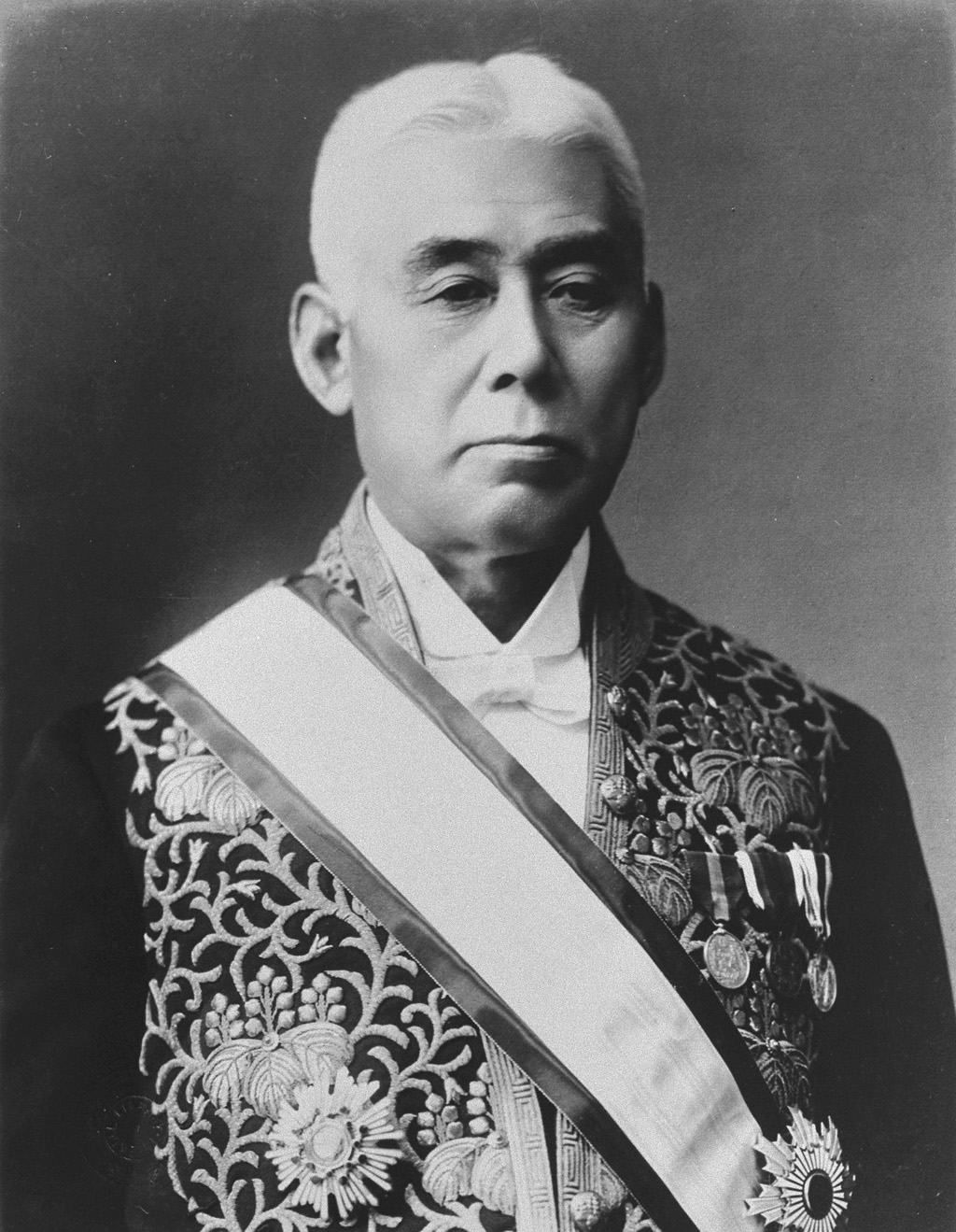 原敬暗殺の真相と平民宰相の正体｜東京駅凶行の動機と歴史的功績