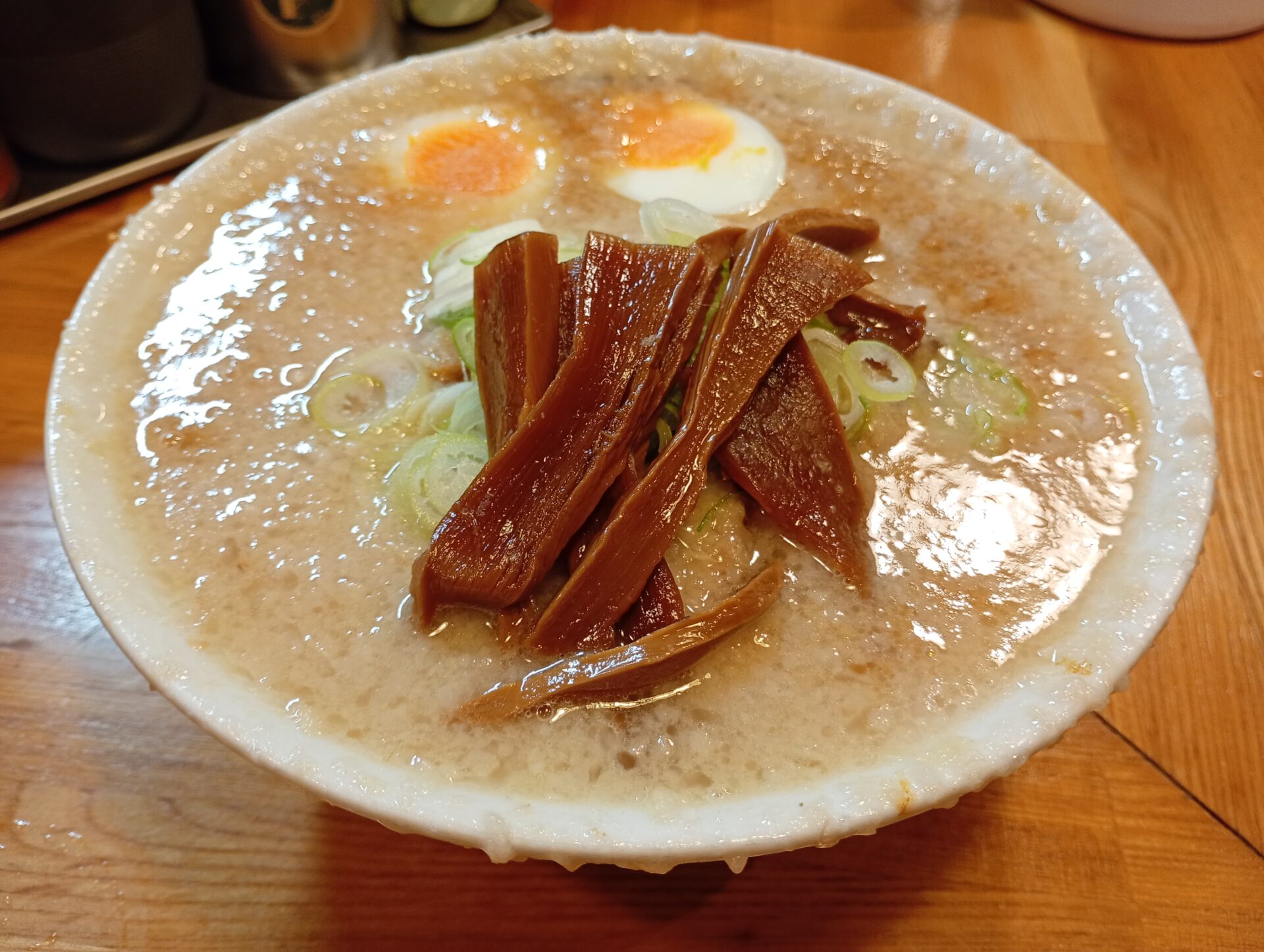 下頭橋ラーメンの現在と土佐っ子の系譜｜背脂チャッチャの伝説を追う