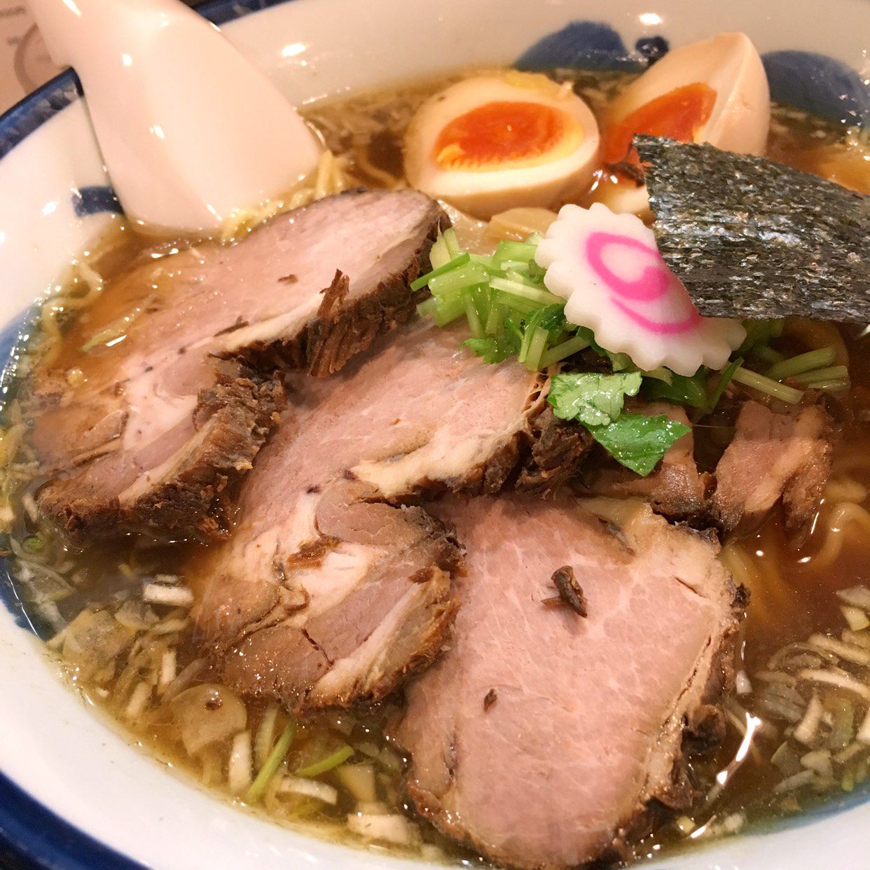 【2026最新】浜松町ラーメンで本当に美味い店は？通が唸る名店10選