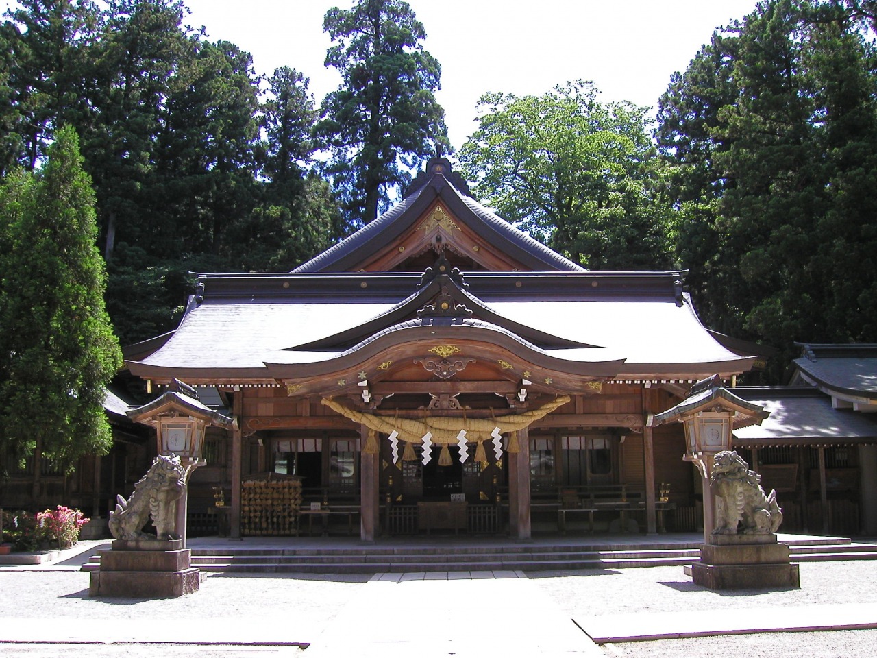 白山比咩神社はなぜ怖い？呼ばれる人の特徴と縁結び・縁切りの真相