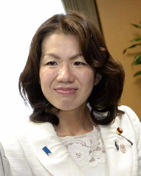 「このハゲ」騒動の豊田真由子、未公開ドキュメンタリーと政界復帰