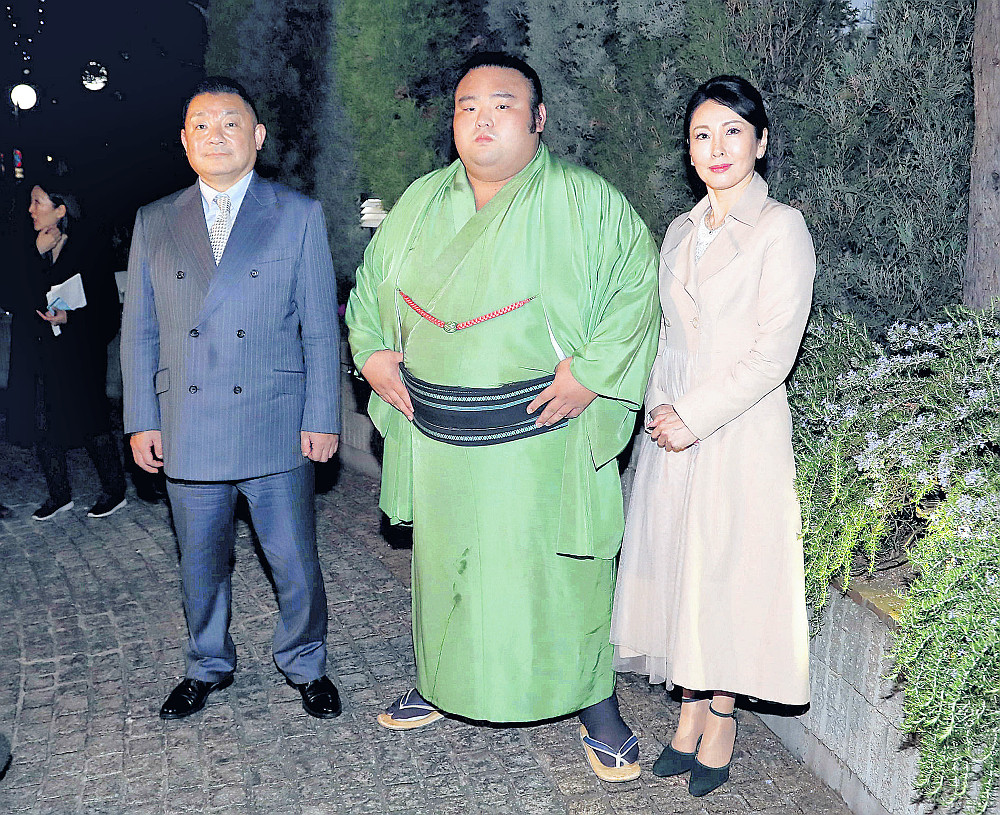 貴景勝の母・純子さんの経歴と真相！元モデル説や実家の噂を追跡