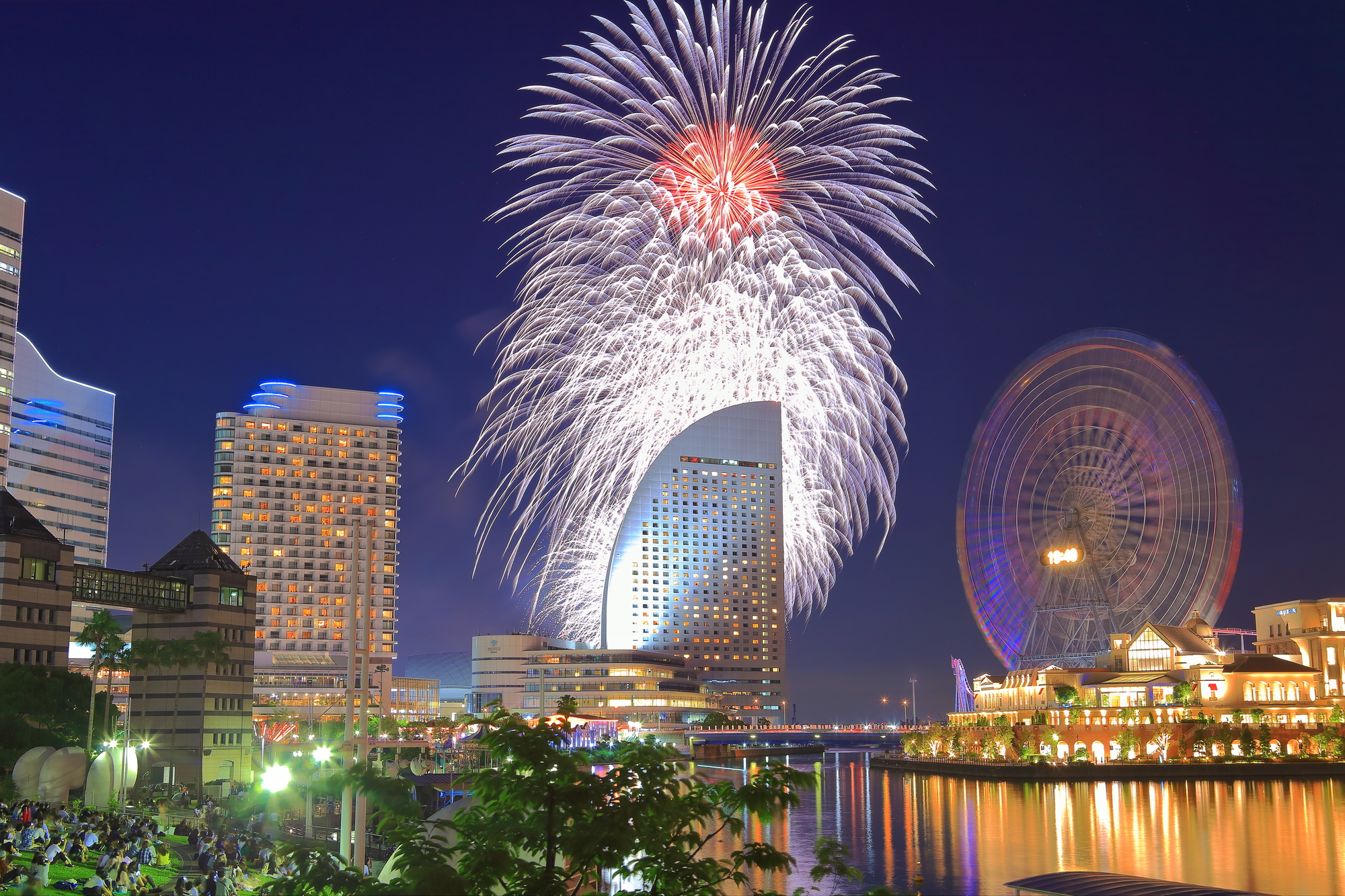 2026年横浜開港祭の全貌！花火・ドローンショー日程と穴場攻略