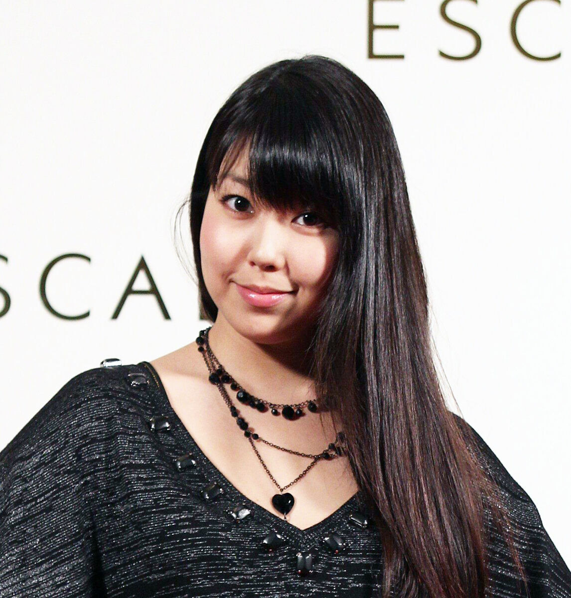 石橋貴明の再婚相手は誰？鈴木保奈美との離婚理由と2026現在の真相