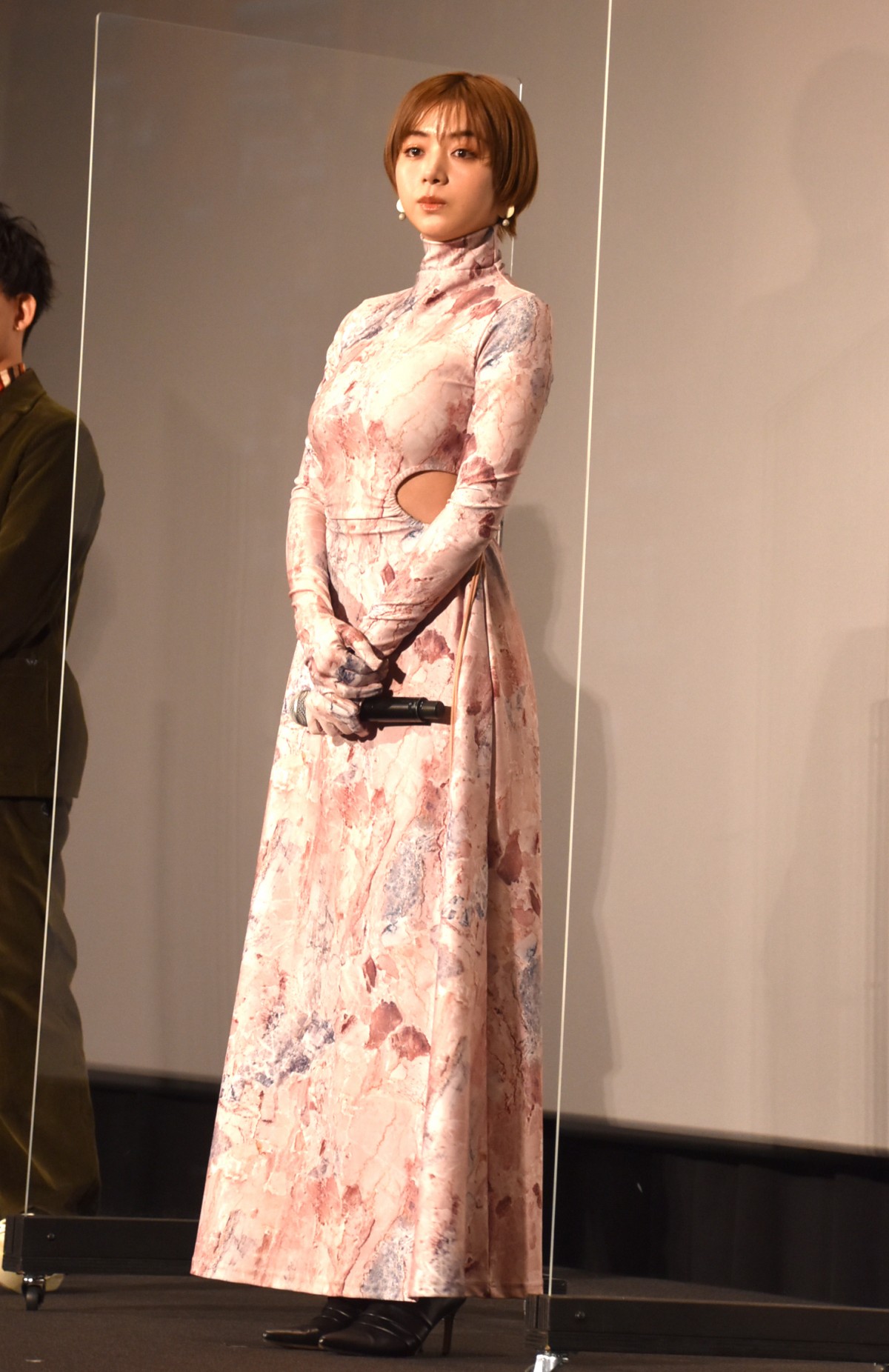 池田エライザの歴代ドレス徹底解剖！圧巻の衣装ブランドと美の真相