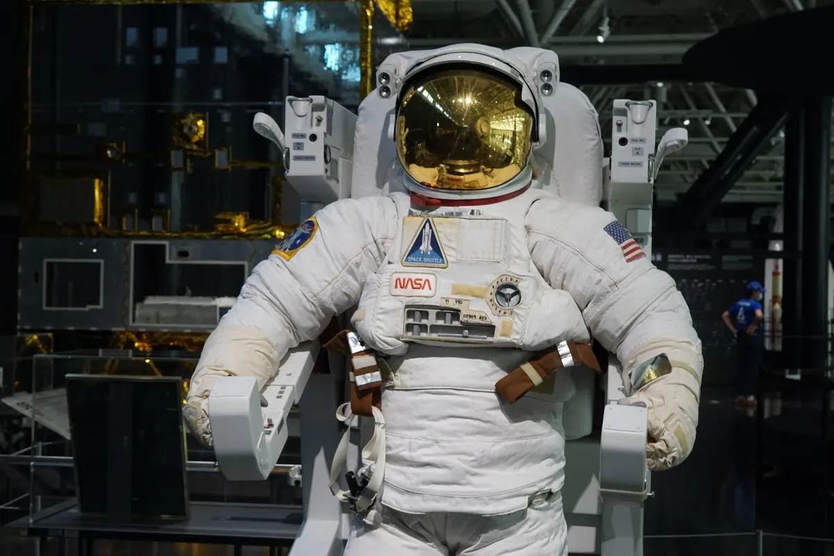 宇宙飛行士の年収は意外と低い？Jaxa給料の真相とNasa格差を解剖