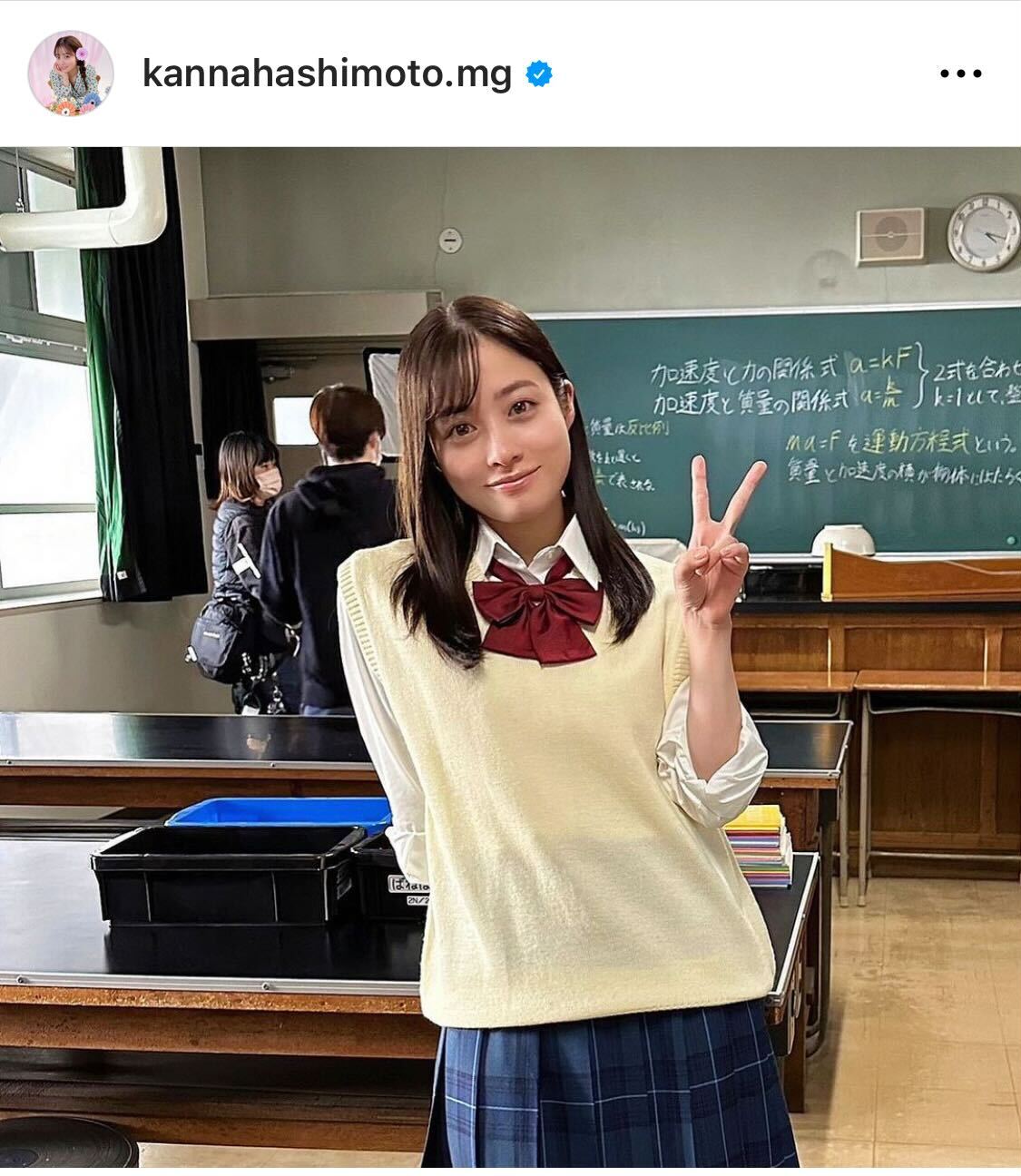 橋本環奈の制服姿が似合いすぎる理由！歴代名作と高校時代の真実