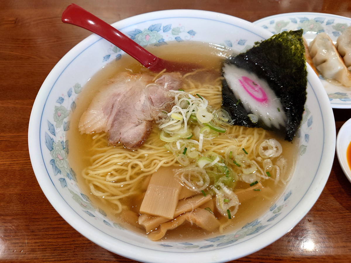 北海ラーメン蝦夷のデカ盛り唐揚げ定食を徹底解剖！最新価格と評判の真相