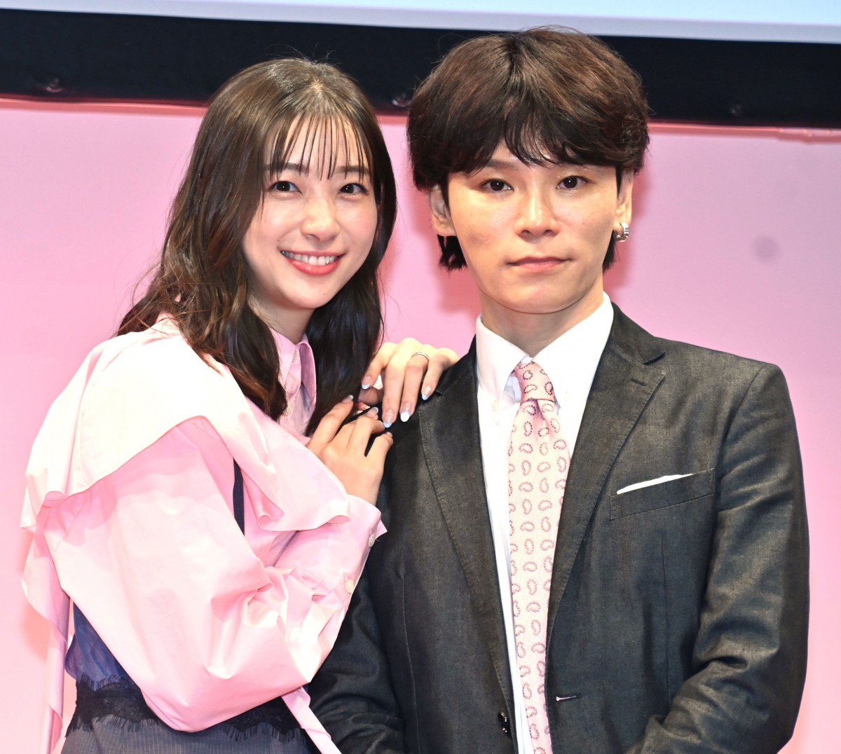 足立梨花の旦那Tatsuの正体！二宮金次郎の末裔と結婚した真相