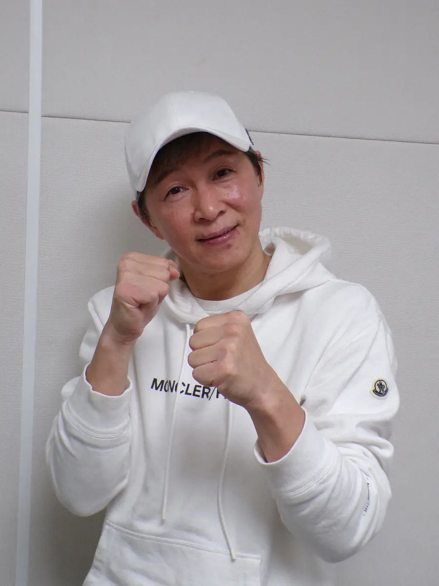 吉本新喜劇アキ人気の理由に迫る！座長就任と「いぃよぉ」奇跡の軌跡