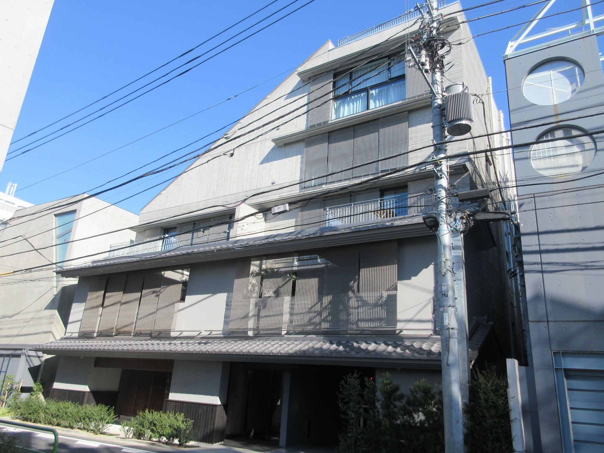 南麻布に芸能人が集まる理由と目撃情報の真相｜超高級マンション事情