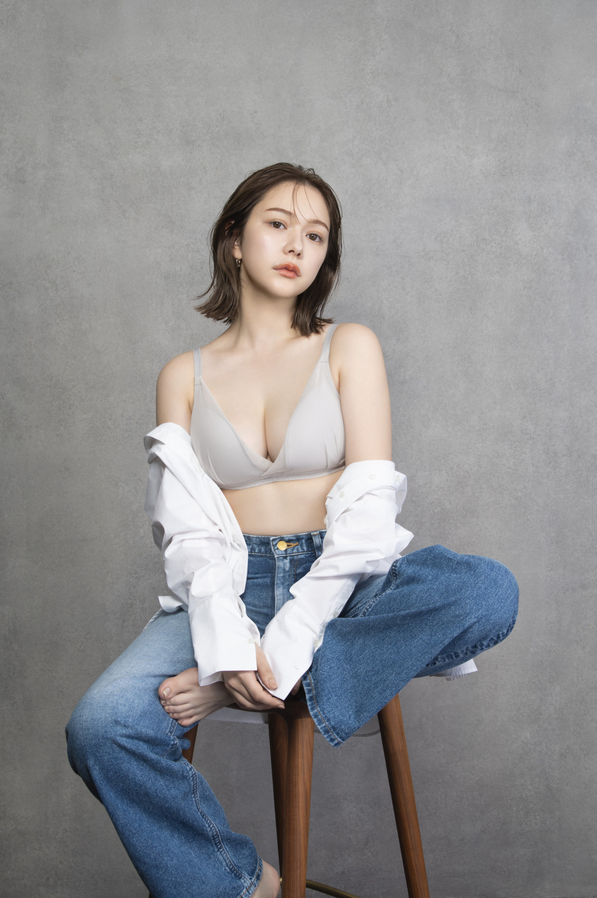 村重杏奈の胸・カップ数の真相！写真集で見せた美ボディと維持の秘訣