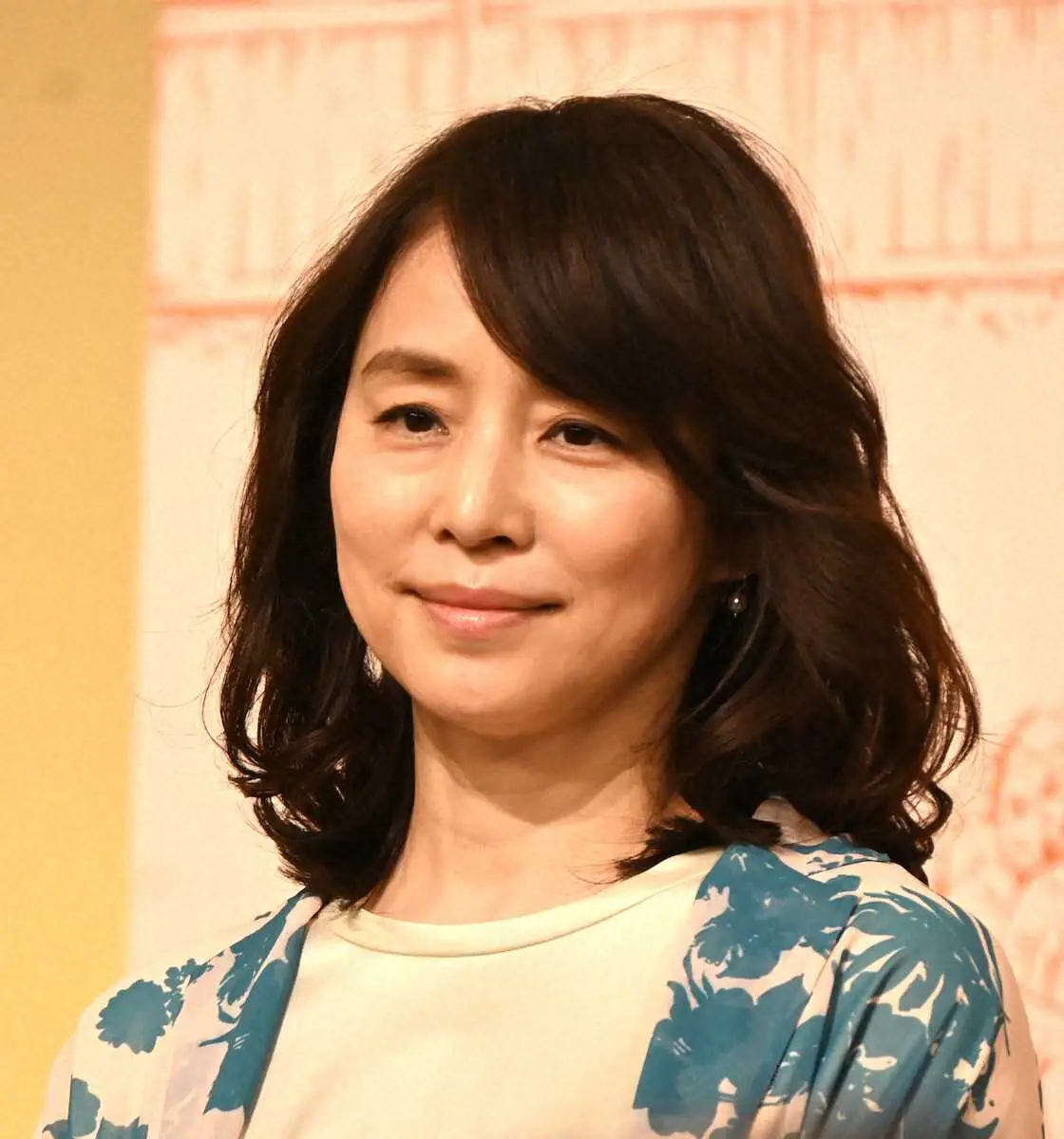 石田ゆり子の実年齢に驚愕！奇跡の美しさを保つ秘訣と現在の暮らし