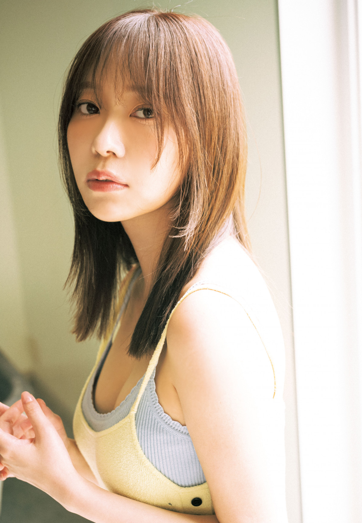 指原莉乃のグラビア進化論！歴代水着から最新美ボディの全真相