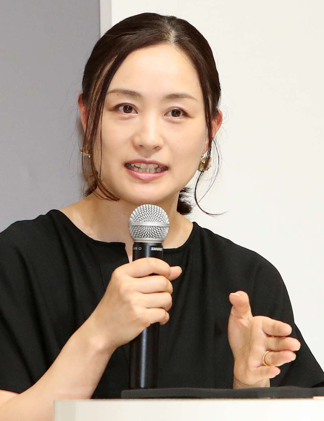 上村愛子の現在2026！離婚理由の真相や子供・再婚と驚きの年収