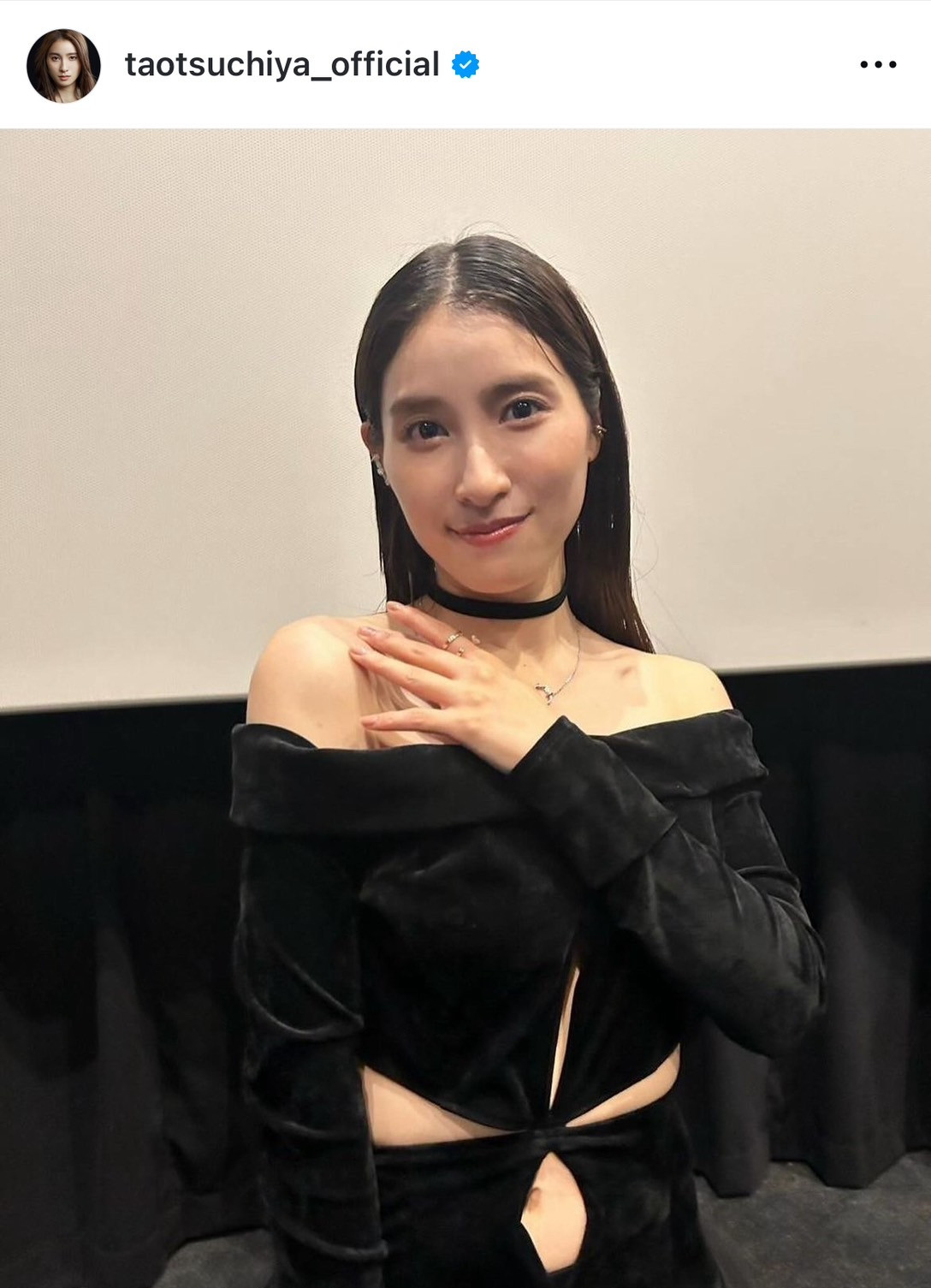 土屋太鳳のセクシー化の真相｜大胆ドレスと驚異の美ボディが語る覚悟