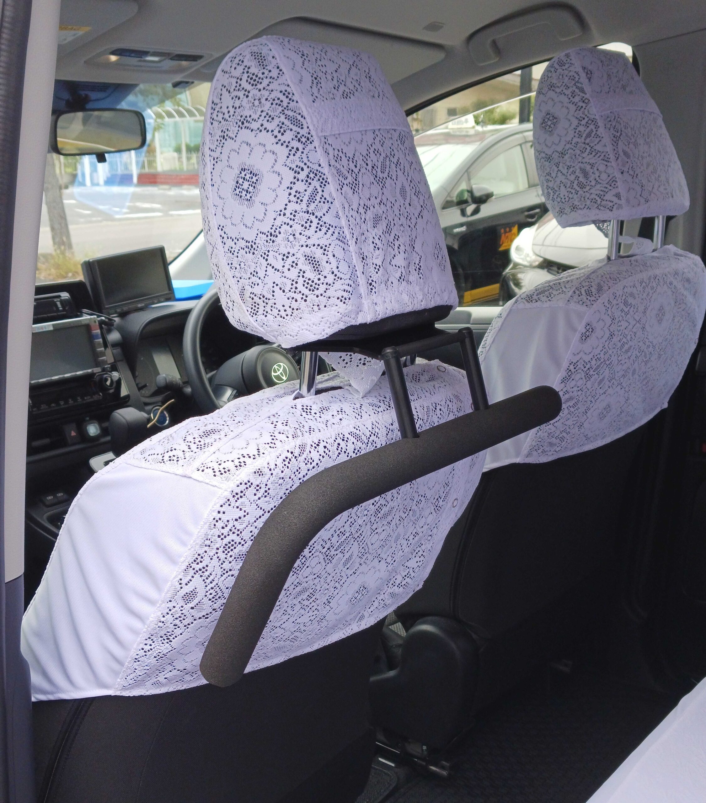 シエンタに運転席アシストグリップがない理由と後付け増設の裏ワザ