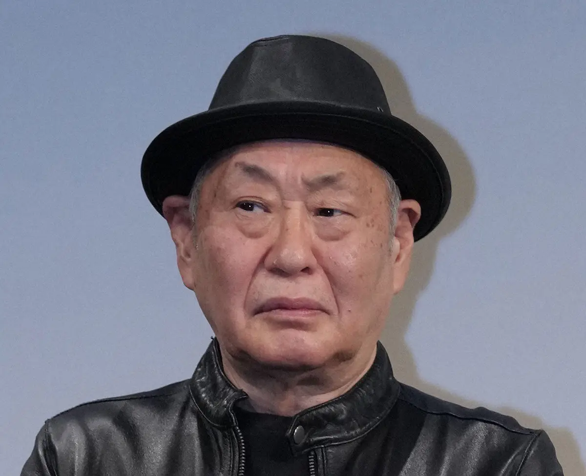 泉谷しげる足の怪我と歩き方の真相｜小児麻痺の後遺症と現在の健康状態