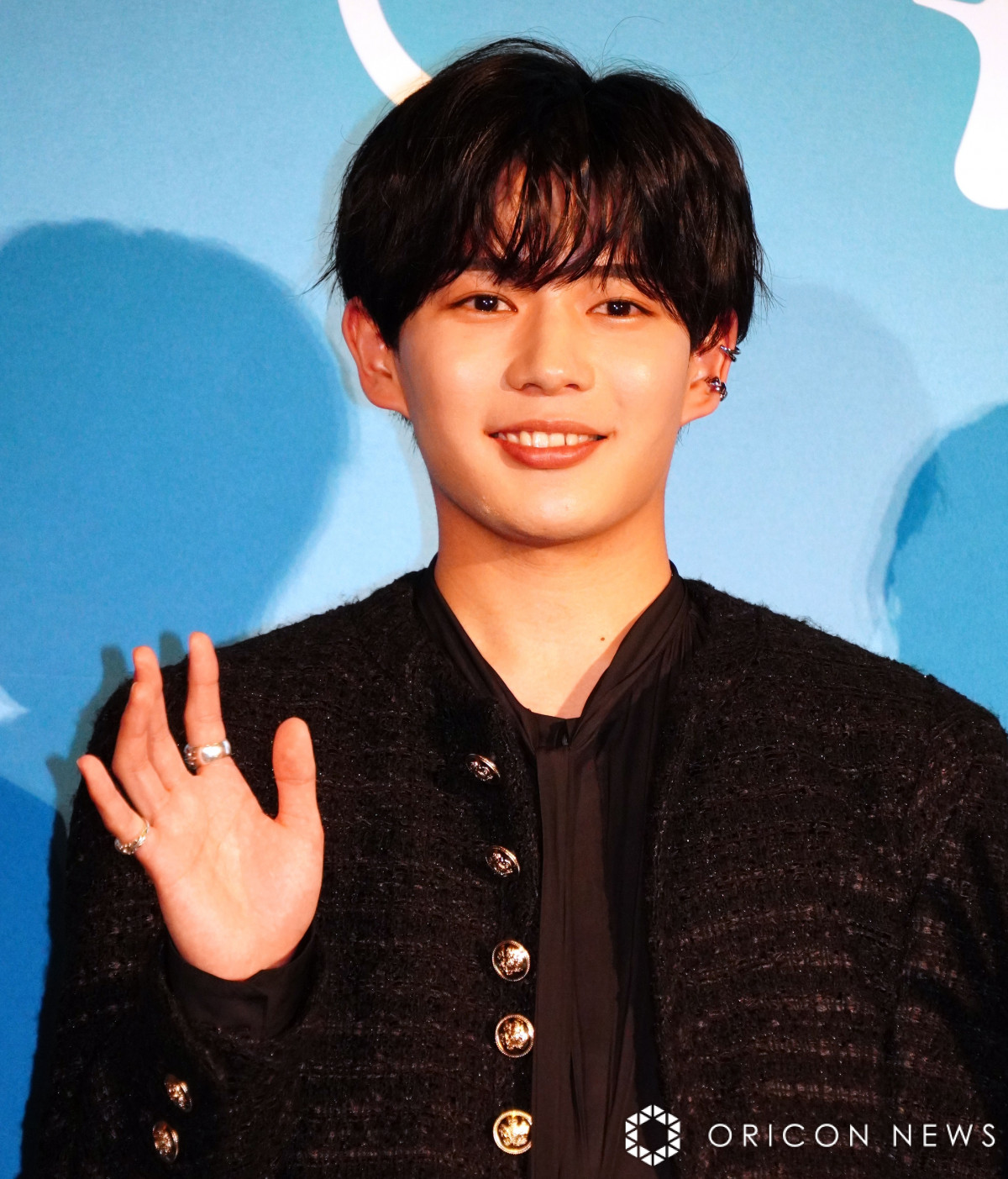 なにわ男子長尾謙杜の熱愛報道と現在｜衣装や演技力と2026年最新動向