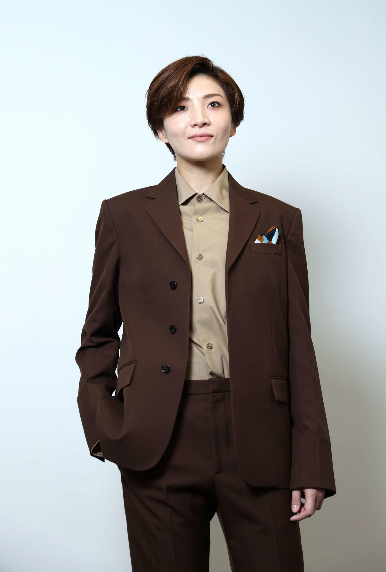 月組トップ鳳月杏はなぜ愛されるのか？異例の就任劇と2026年の現在地