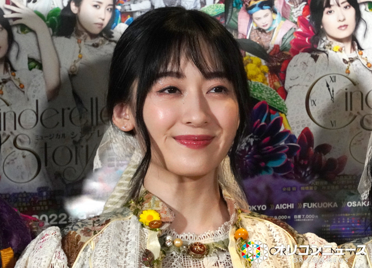 斉藤由貴の娘・水野芹菜の現在と学歴｜激似の容姿と家族の真相