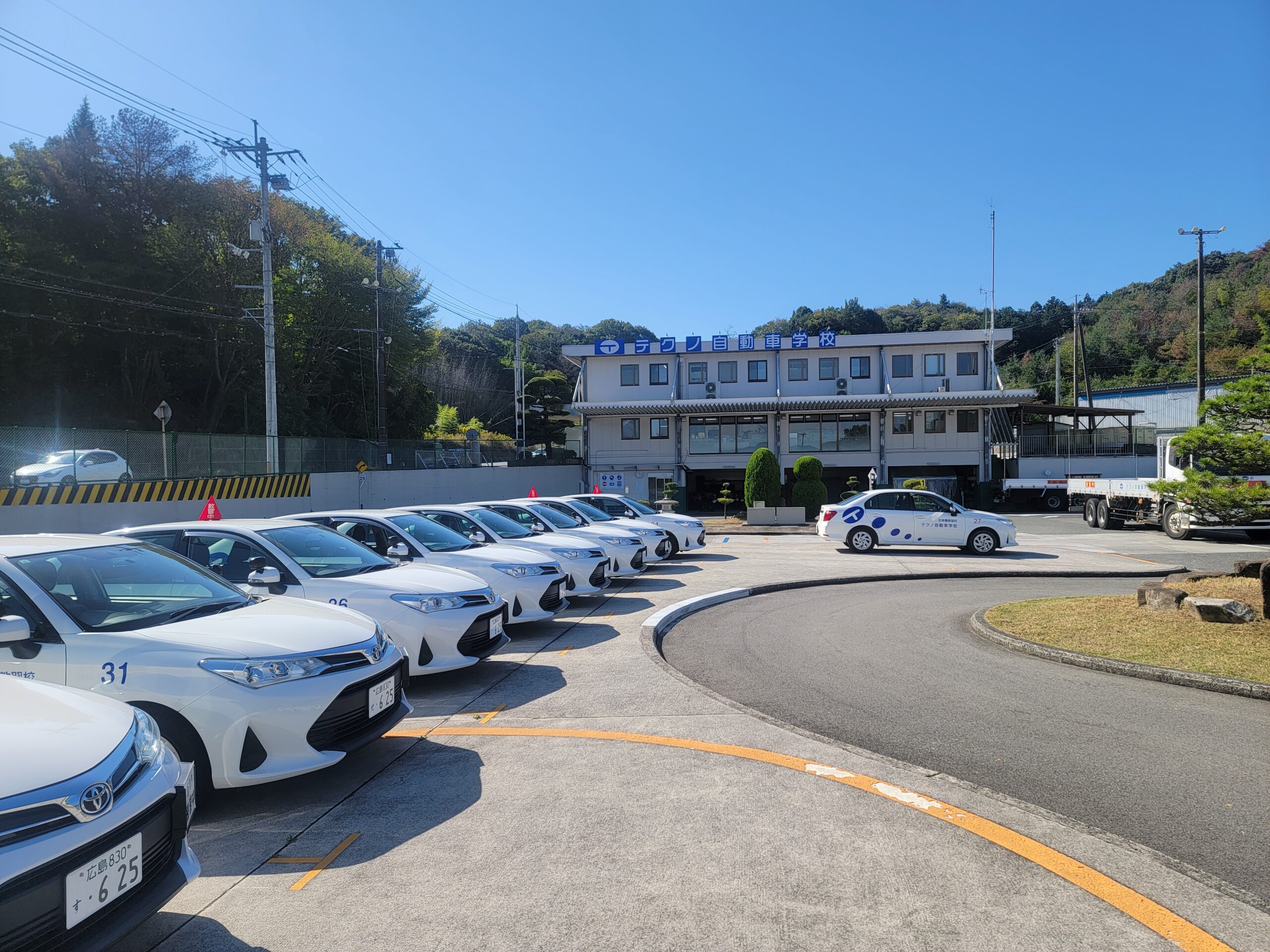 テクノ自動車学校の評判を徹底検証！教官対応や予約・料金の真相