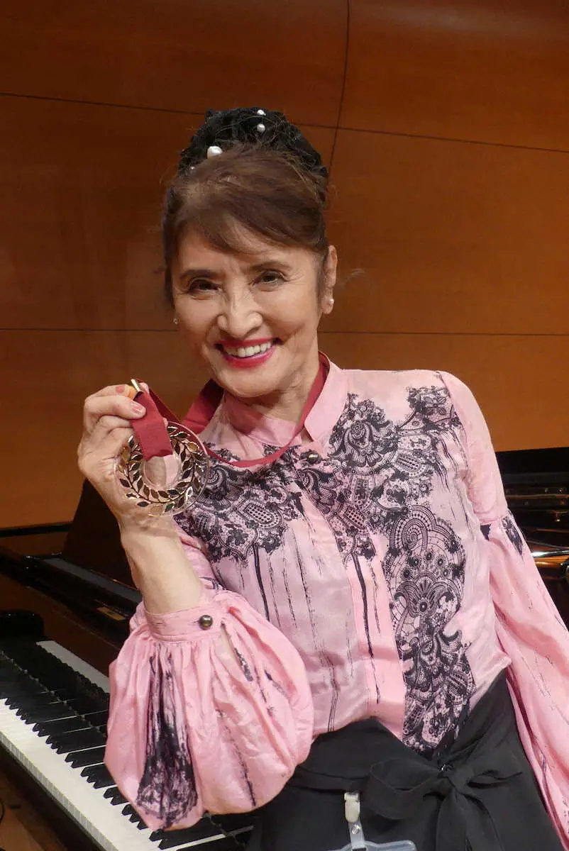 志穂美悦子の現在と引退理由の真相！長渕剛との夫婦仲と子供の今