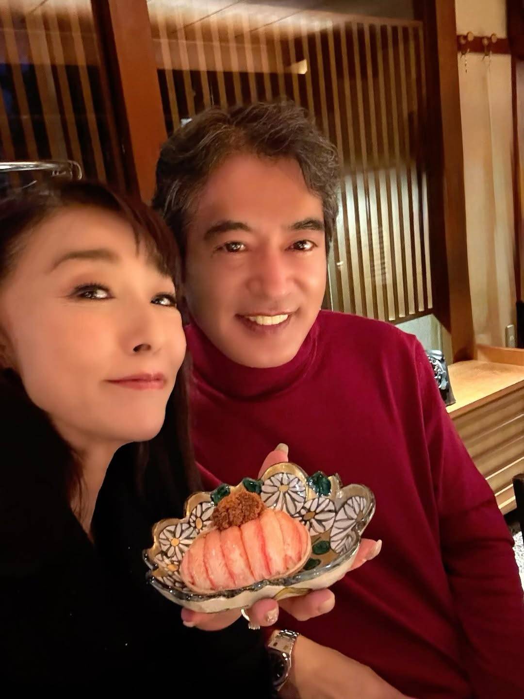 浅野ゆう子の旦那写真はなぜ出回らない？謎の結婚生活と夫の正体に迫る