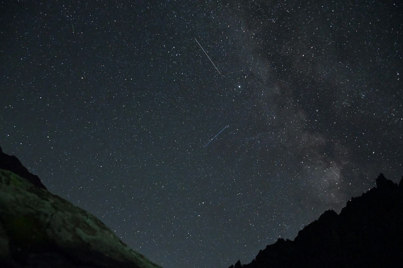 2026年、夜空が魅せる奇跡の夜！日本全国で楽しむ絶景「流星イヤー」完全観測ガイド