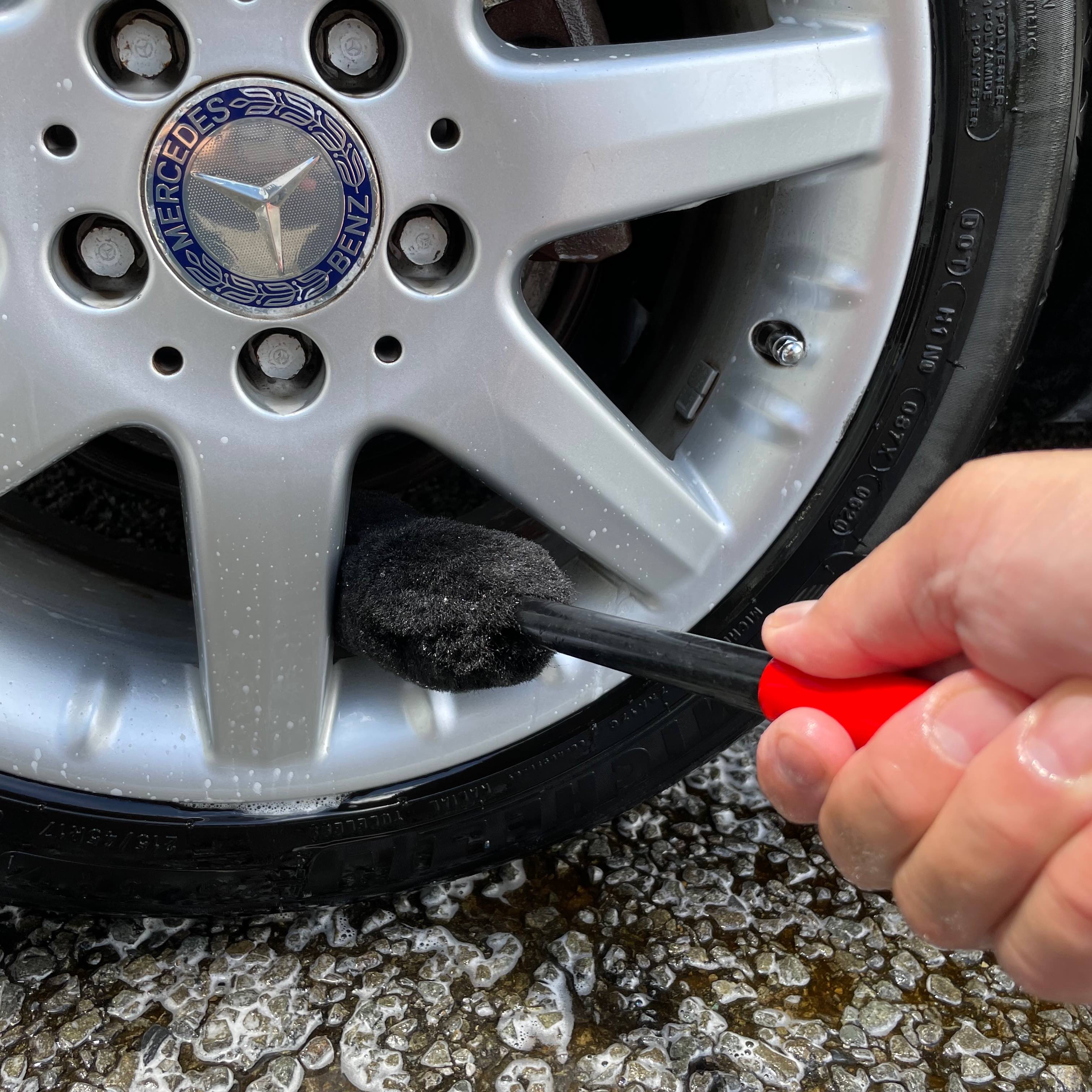 ホイール洗車ブラシで愛車が傷つく真相！最新おすすめ比較とプロの鉄則