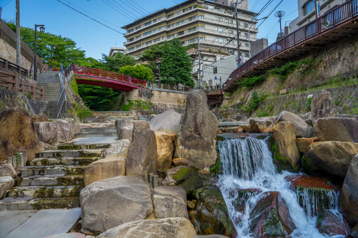 関西の日帰り温泉穴場12選！混雑回避の秘湯＆絶景露天を徹底解説