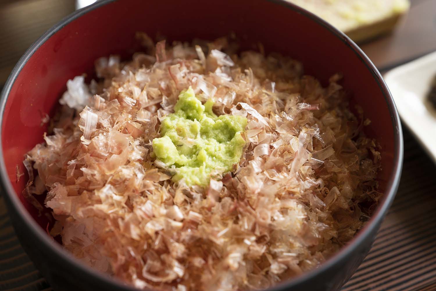 静岡わさび丼が今なぜ全国区？地元民が通う名店と本物の味の真相