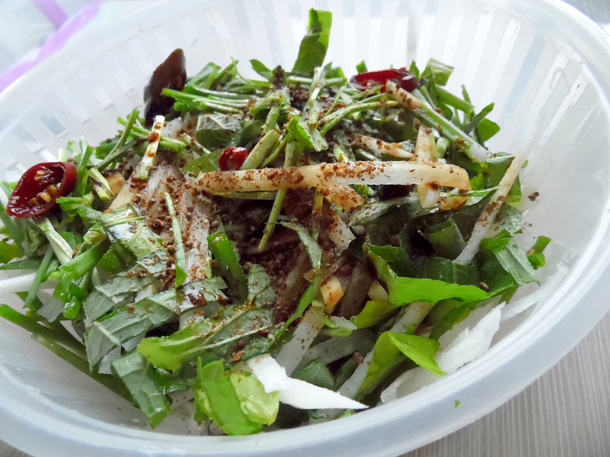 ご飯泥棒！エゴマの葉絶品レシピ決定版｜醤油漬け黄金比と大量消費術