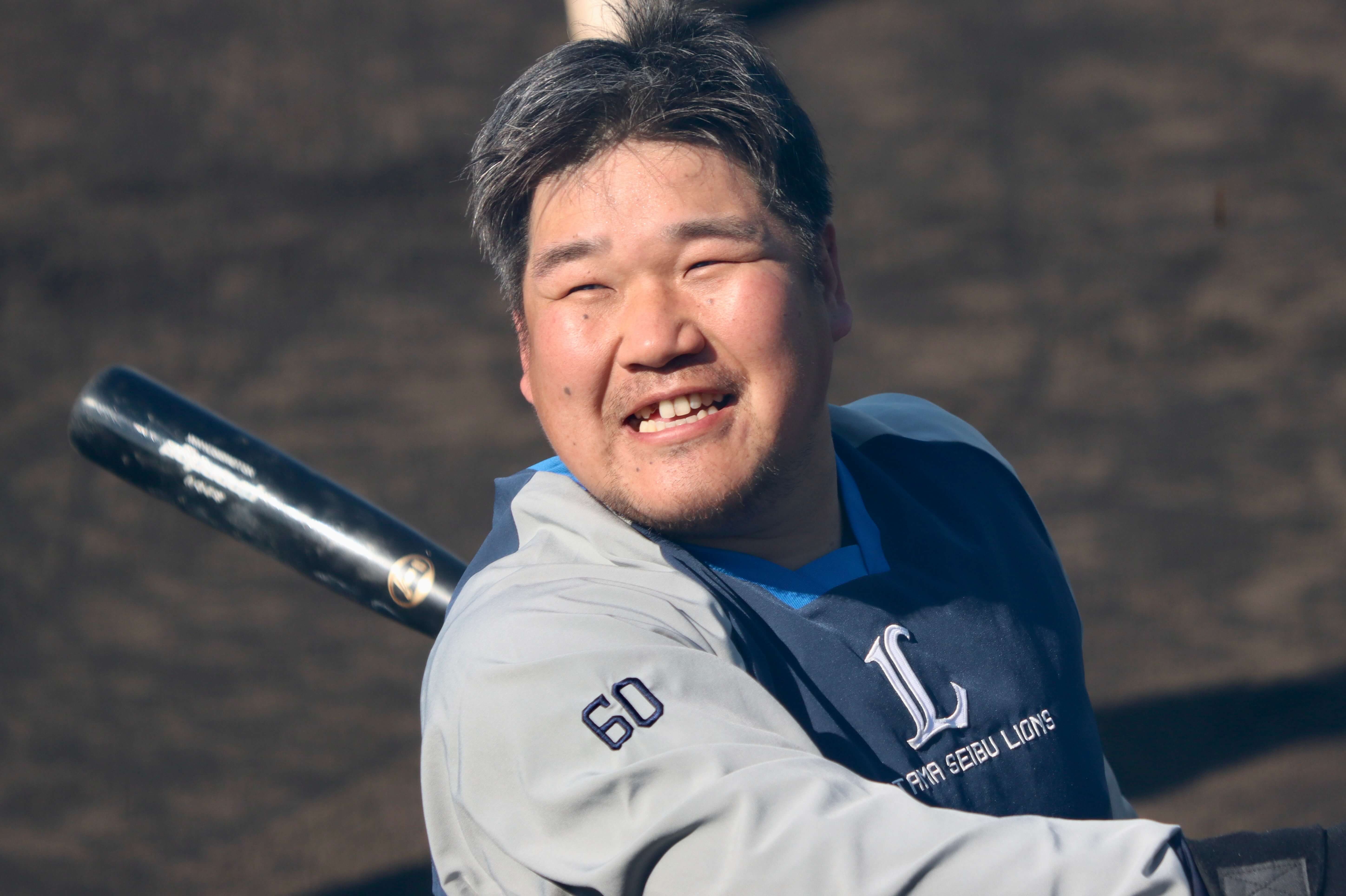 おかわり君中村剛也の現在！引退の真相や通算成績・年俸推移を検証