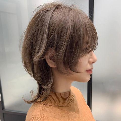 脱・おばさん見え！2026年、なぜ「ネオ・ウルフ」が大人世代の救世主ヘアになったのか？