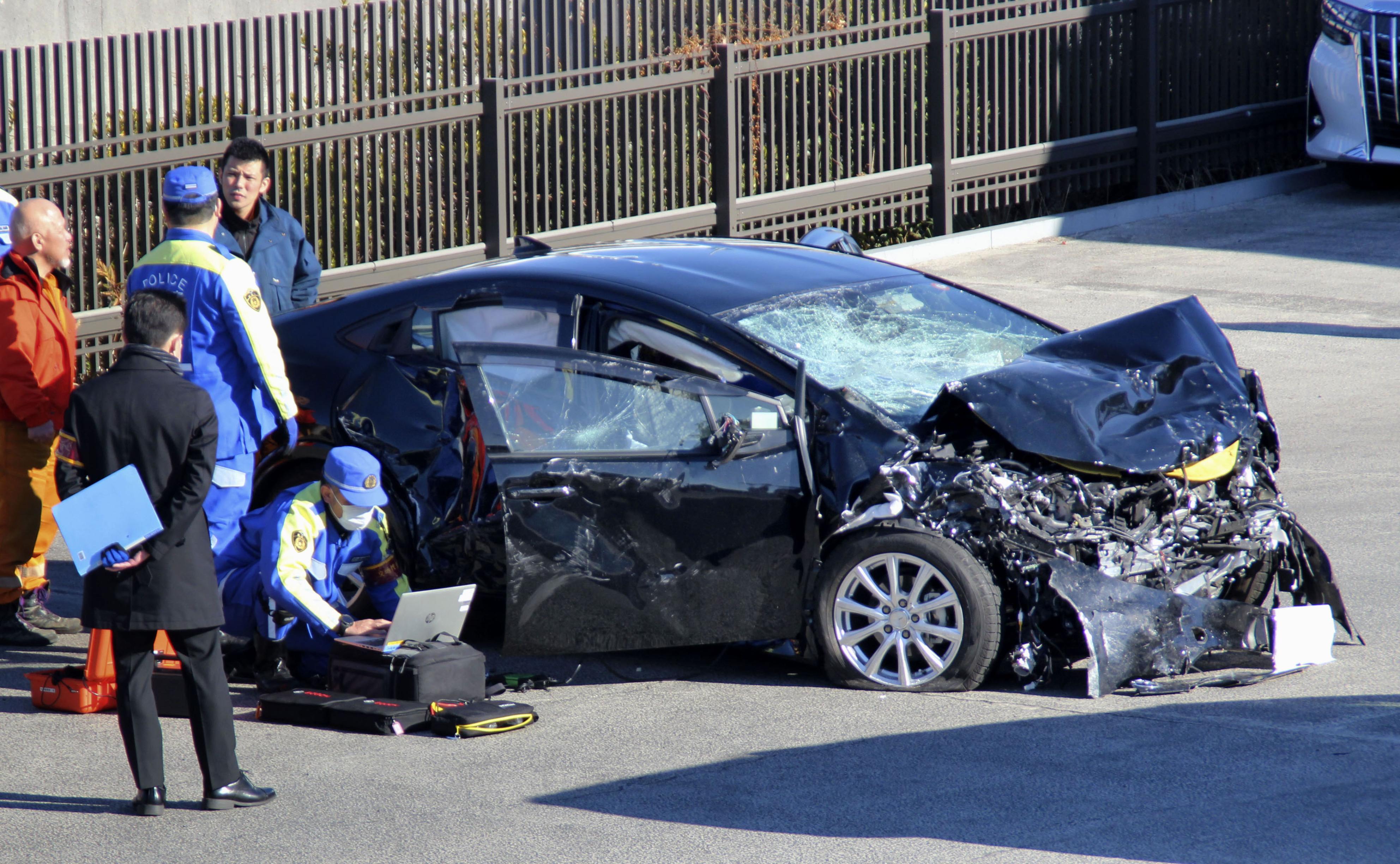 公用車事故の賠償責任は誰に？税金補填と運転手自腹の境界線を暴く
