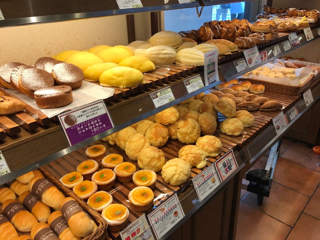 イスズベーカリー元町店の人気パン徹底解剖！神戸老舗の味と評判