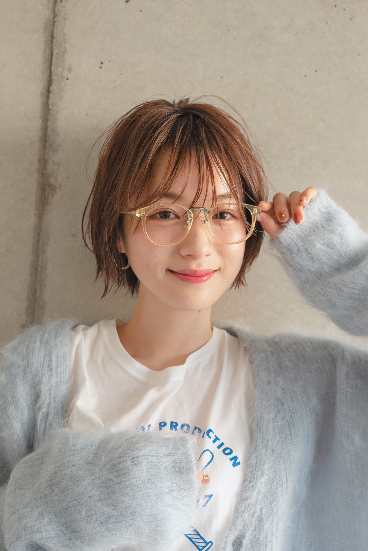 メガネ×ショートヘアで劇的垢抜け！失敗しない似合わせ法則【2026】
