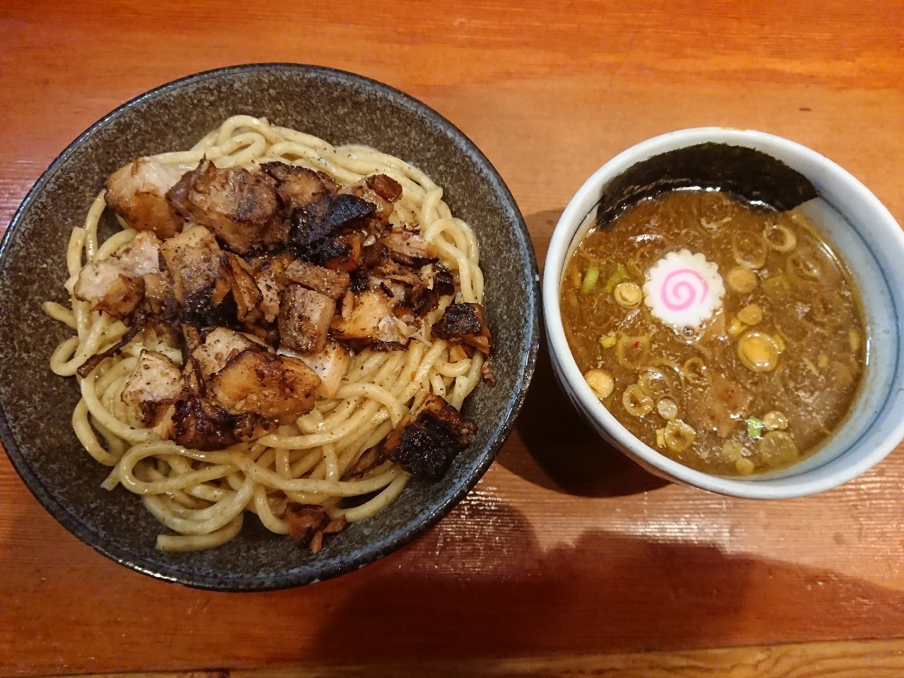 自家製麺えなみの行列の真相！2026年最新メニューと攻略法