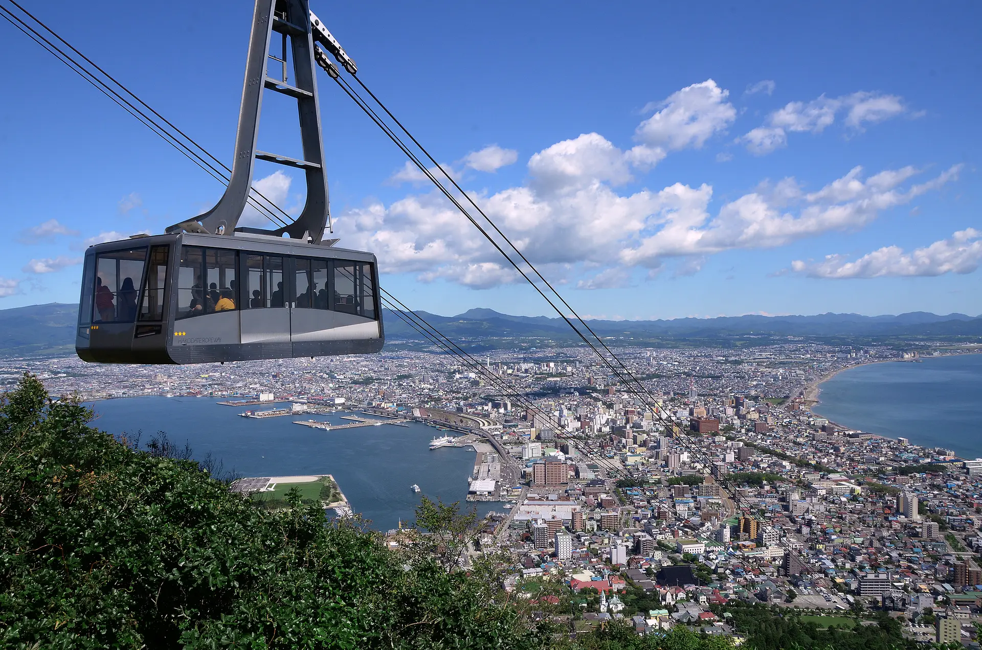 函館山ロープウェイ完全攻略2026｜夜景の混雑回避と割引・運休対策