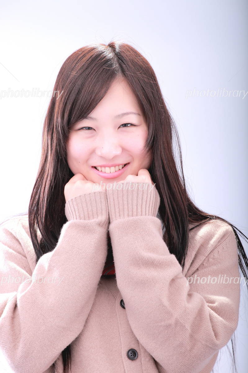 ぶりっ子の心理と特徴を徹底解剖｜同性に嫌われる理由と職場の対処法