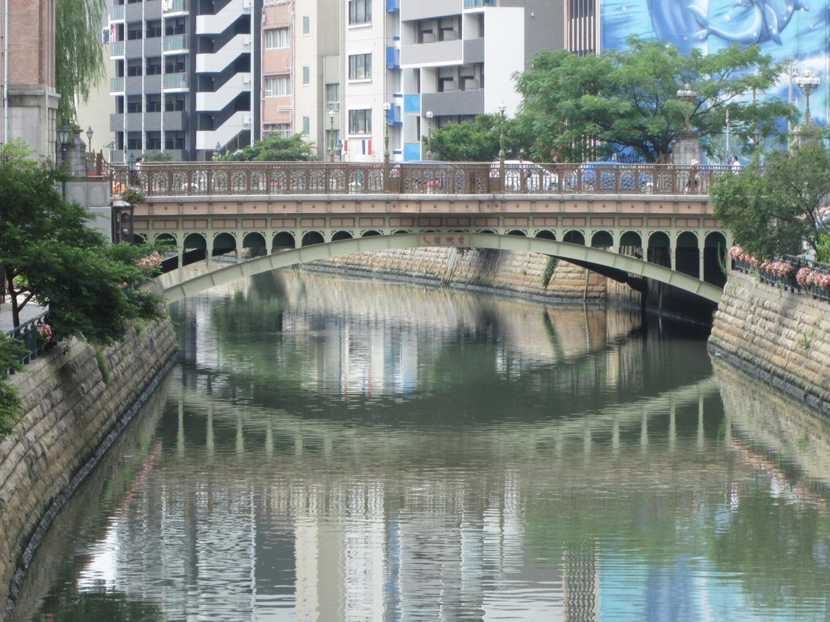激変する納屋橋の真実！饅頭閉店の真相から2026年最新再開発まで