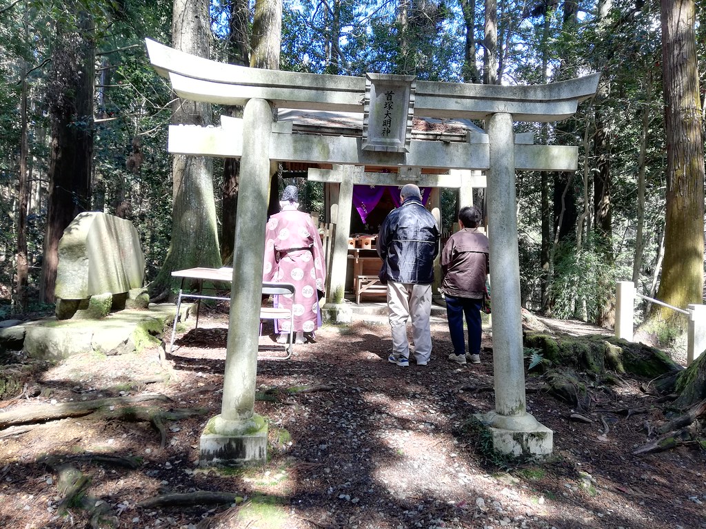 【京都最恐】首塚大明神の祟りは本当か？酒呑童子伝説の真相に迫る