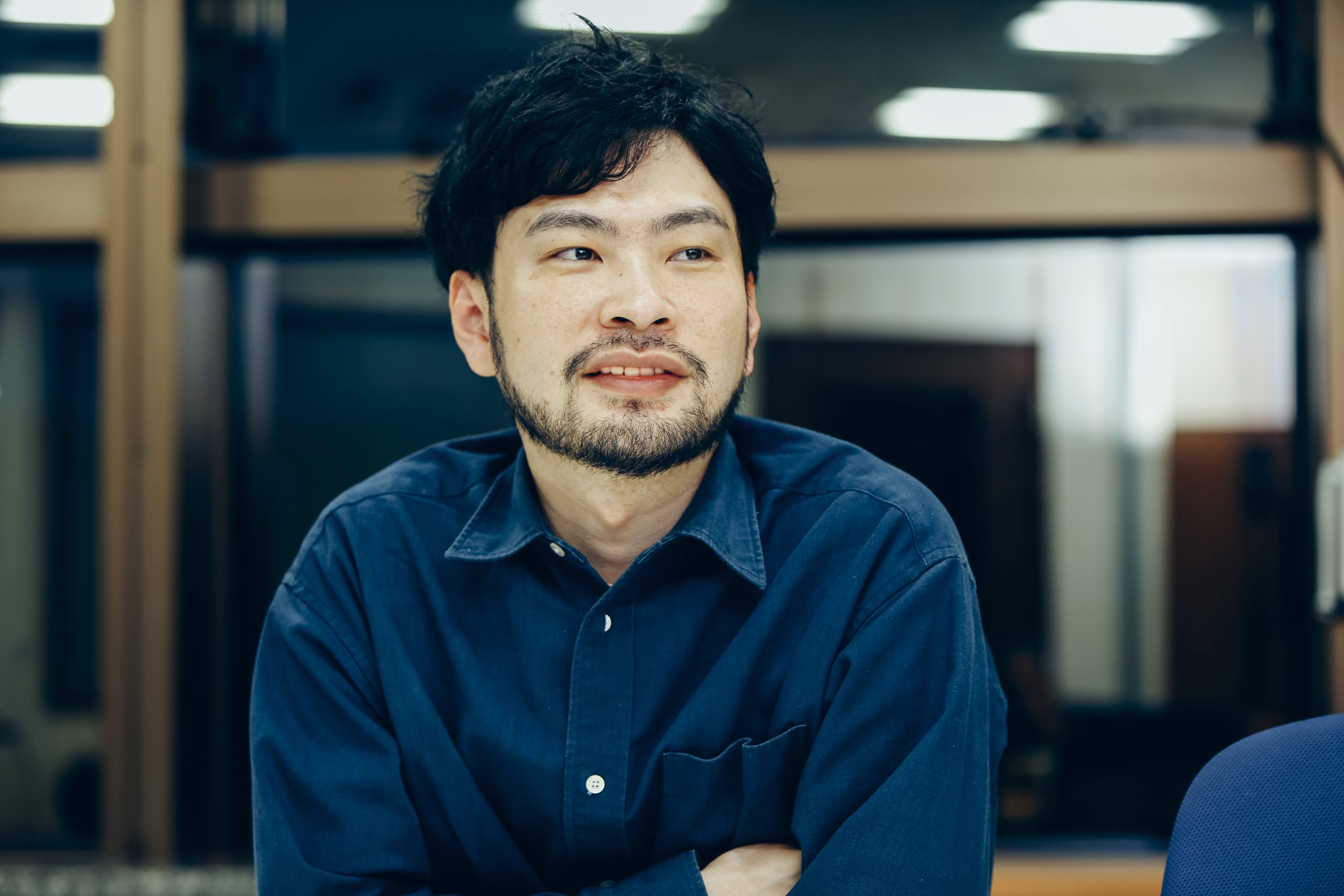 直木賞作家・小川哲の現在地｜東大院の真相から代表作の衝撃まで徹底追究