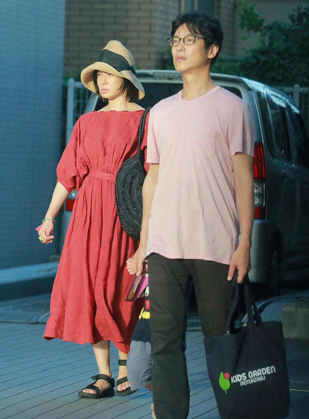 堺雅人と菅野美穂の現在！馴れ初めから子供の受験事情・夫婦仲を追跡